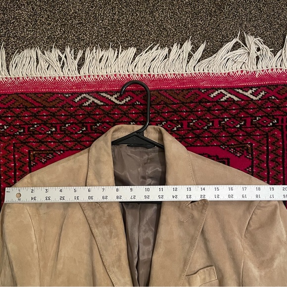 Banana Republic men’s suede jacket in great condition! - Picture 12 of 12